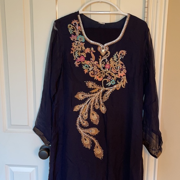 Pakistani Indian chiffon Kameez and dupatta. shirt / kurta / kameez. - Picture 5 of 8